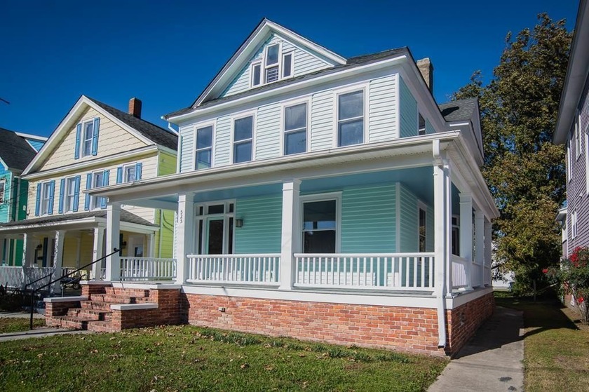 Monroe Manor, beautifully restored and renovated 4 square - Beach Home for sale in Cape Charles, Virginia on Beachhouse.com