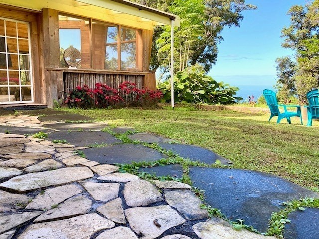 Welcome home to your magical forest estate. This very unique and - Beach Home for sale in Captain Cook, Hawaii on Beachhouse.com