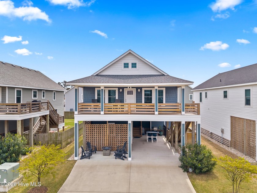 Like-new coastal retreat perfectly positioned just minutes from - Beach Home for sale in Kill Devil Hills, North Carolina on Beachhouse.com