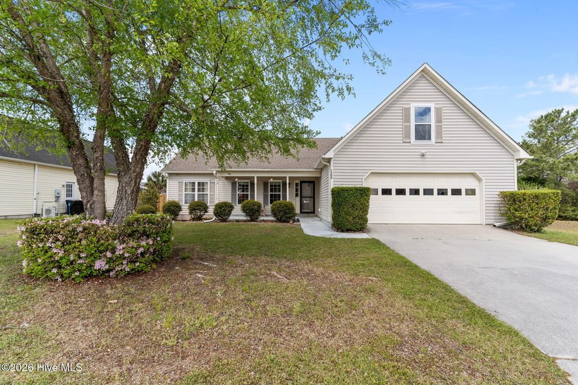 Welcome to this spacious suburban serenity with a first floor - Beach Home for sale in Wilmington, North Carolina on Beachhouse.com