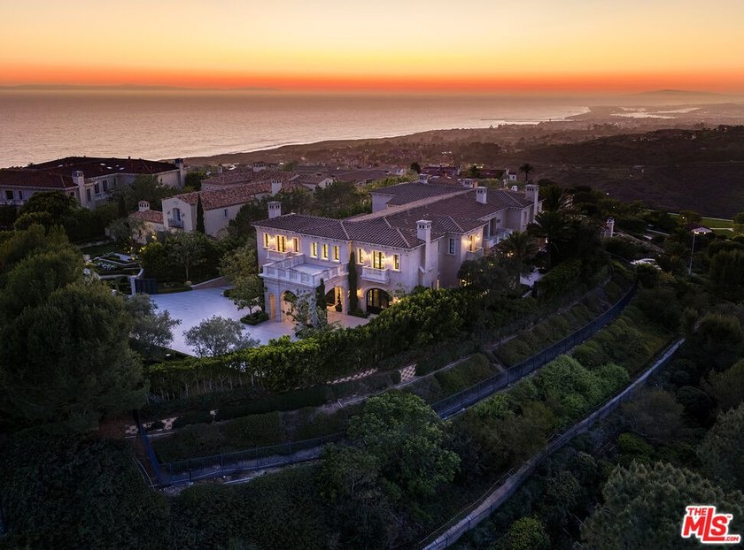 Perched at the pinnacle of Crystal Cove on a rare, single-loaded - Beach Home for sale in Newport Coast, California on Beachhouse.com