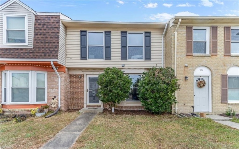 Get ready to check off your new year's resolution off early with - Beach Townhome/Townhouse for sale in Virginia Beach, Virginia on Beachhouse.com