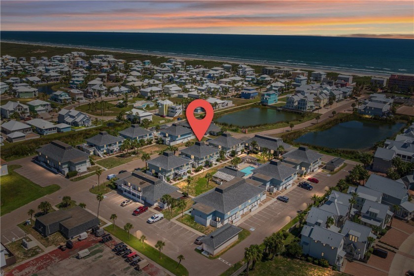 Enjoy island living in this beautifully updated 2 bedroom, 1 - Beach Condo for sale in Port Aransas, Texas on Beachhouse.com