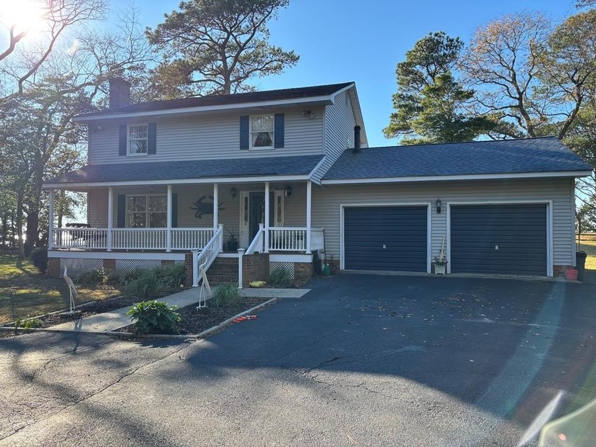 Sunsets await you in this 3 bed, 2 1/2 bath Chesapeake Bay front - Beach Home for sale in Machipongo, Virginia on Beachhouse.com