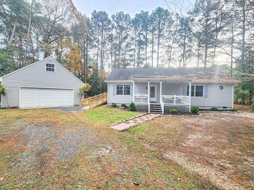 Completely renovated waterfront home located in a wonderful - Beach Home for sale in Machipongo, Virginia on Beachhouse.com