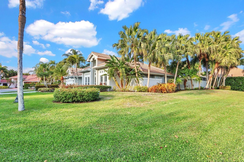 Highly motivated seller. Beautiful 4 bedroom/4.5 bath home - Beach Home for sale in Palm Beach Gardens, Florida on Beachhouse.com