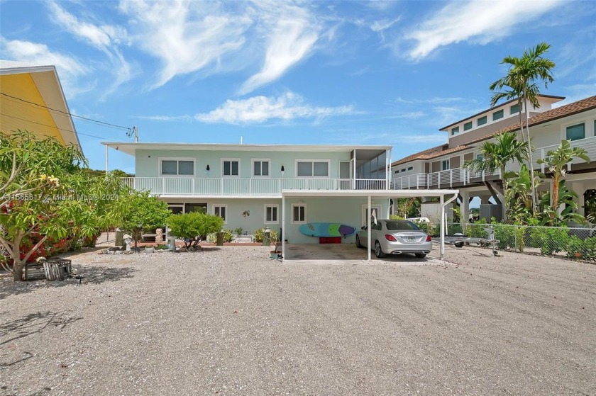 This private canal home offers stunning views of mangroves and a - Beach Home for sale in Key Largo, Florida on Beachhouse.com