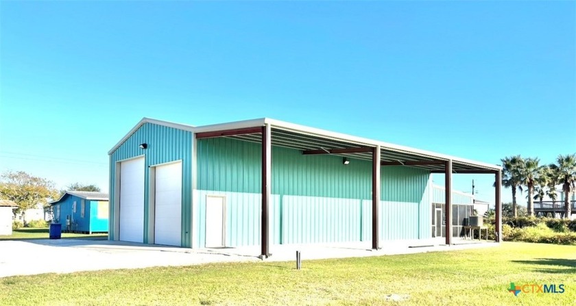 This corner Beach location includes an air-conditioned 30' x 60' - Beach Lot for sale in Port O Connor, Texas on Beachhouse.com