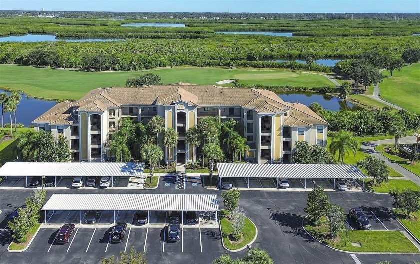 PREPARE TO FALL IN LOVE with this tastefully decorated and - Beach Condo for sale in Bradenton, Florida on Beachhouse.com