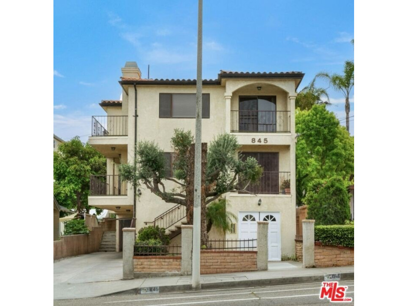 Refined, upgraded, and exceptionally cared for, this expansive - Beach Condo for sale in San Pedro, California on Beachhouse.com