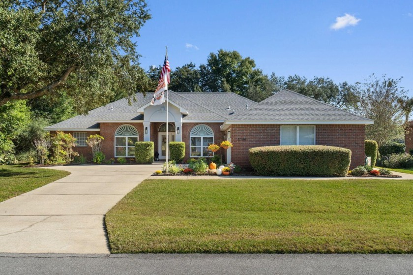 WELCOME HOME to Florida living at its best...This stunning - Beach Home for sale in Navarre, Florida on Beachhouse.com