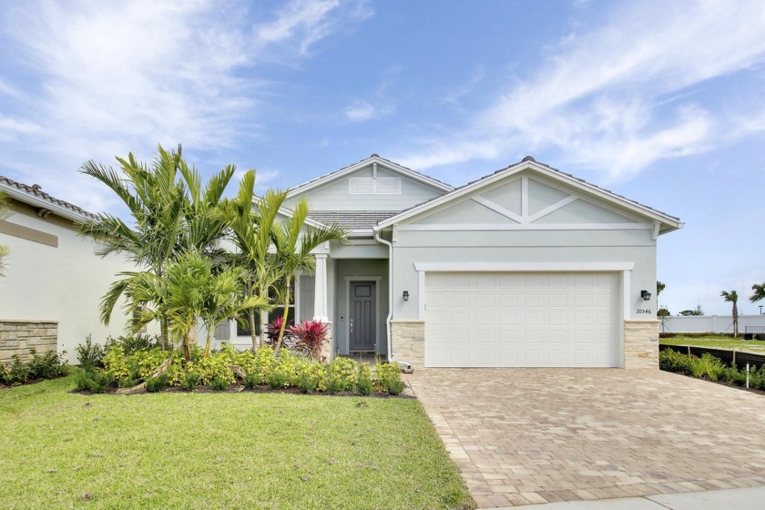 This beautiful NEWLY CONSTRUCTED, never-lived-in home is now - Beach Home for sale in Palm Beach Gardens, Florida on Beachhouse.com