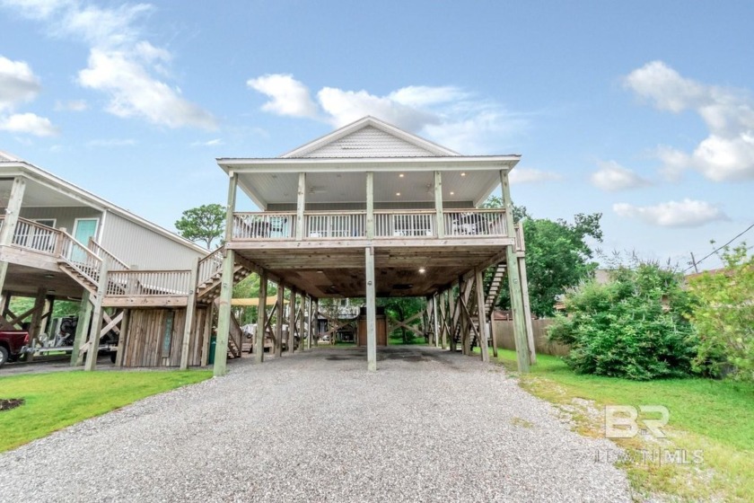 Location, location, location... plus mailbox money! This - Beach Home for sale in Dauphin Island, Alabama on Beachhouse.com