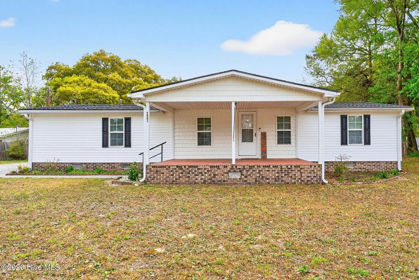 Embrace the ''The Real Beach Life'' in this meticulously updated - Beach Home for sale in Ocean Isle Beach, North Carolina on Beachhouse.com