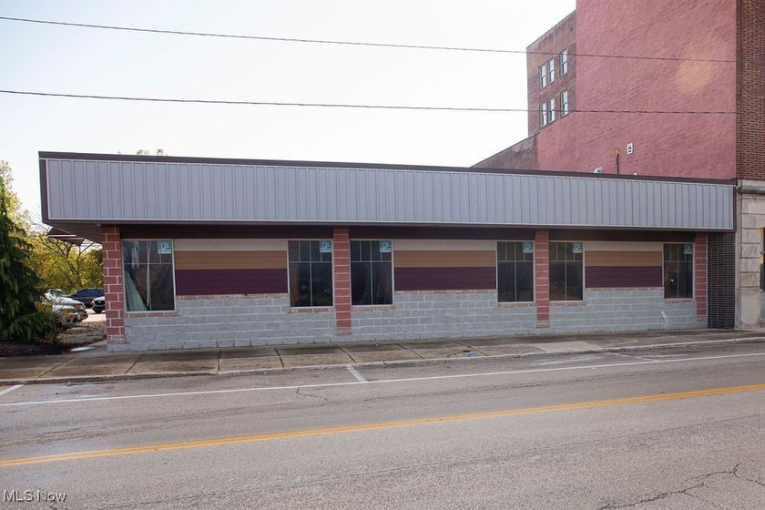 The commercial property at 4714 Main Ave, Ashtabula, OH 44004 is - Beach Commercial for sale in Ashtabula, Ohio on Beachhouse.com