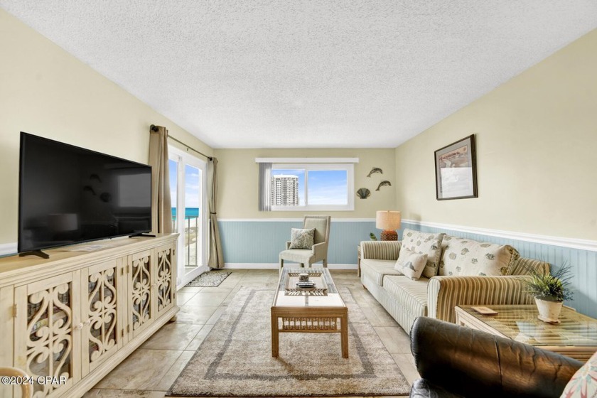 This Charming fully furnished, 3 bedroom condo is conveniently - Beach Condo for sale in Panama City Beach, Florida on Beachhouse.com