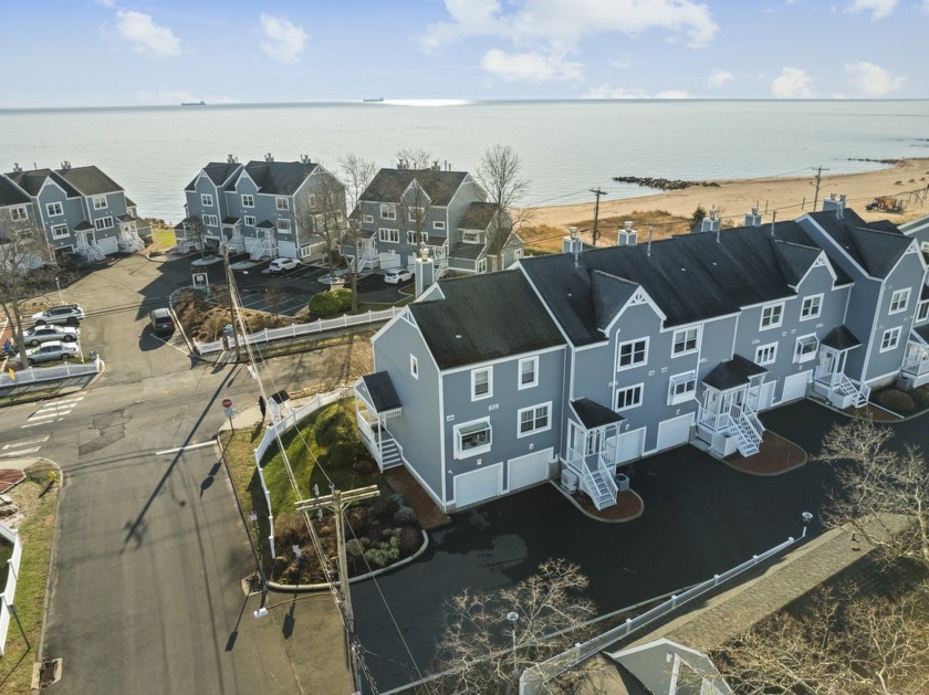 Discover shoreline living at Victoria Beach! This townhome was - Beach Condo for sale in East Haven, Connecticut on Beachhouse.com