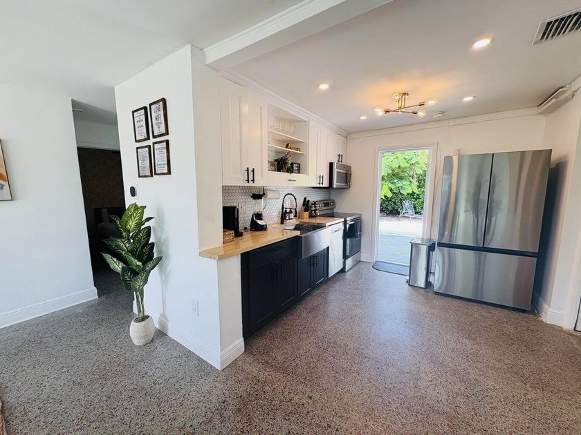 Live close to the beach!!! 3 bedroom, 2 bathroom Home in Pompano - Beach Home for sale in Pompano Beach, Florida on Beachhouse.com