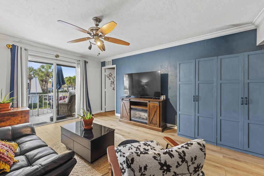 Lowest-priced unit in Poppleton Creek at just $158,000! Located - Beach Condo for sale in Stuart, Florida on Beachhouse.com