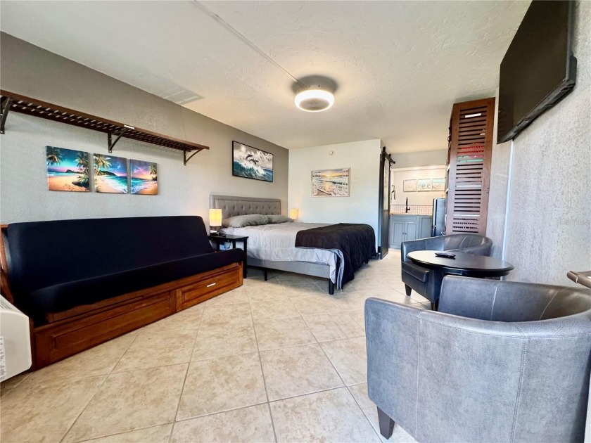 Experience luxury living by the waterfront at this modern condo - Beach Condo for sale in Sarasota, Florida on Beachhouse.com
