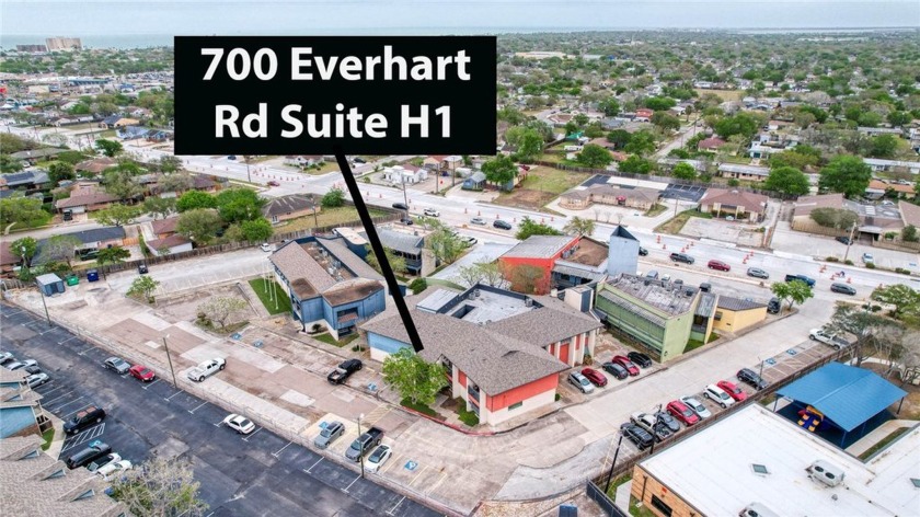 Welcome to the prestigious 700 Everhart building complex suite - Beach Office for sale in Corpus Christi, Texas on Beachhouse.com