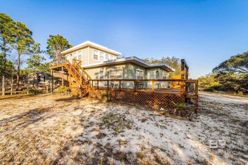 BEST PRICED HOME ON THE MARKET!!!This charming and tastefully - Beach Home for sale in Gulf Shores, Alabama on Beachhouse.com