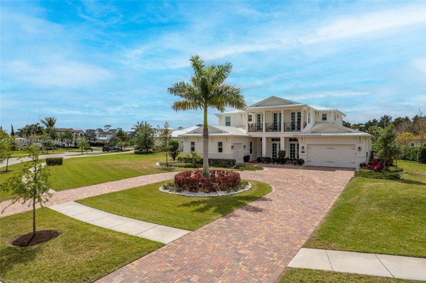 Spectacular 5-bedroom 4.5-bathroom estate with many upgrades, in - Beach Home for sale in Palm City, Florida on Beachhouse.com