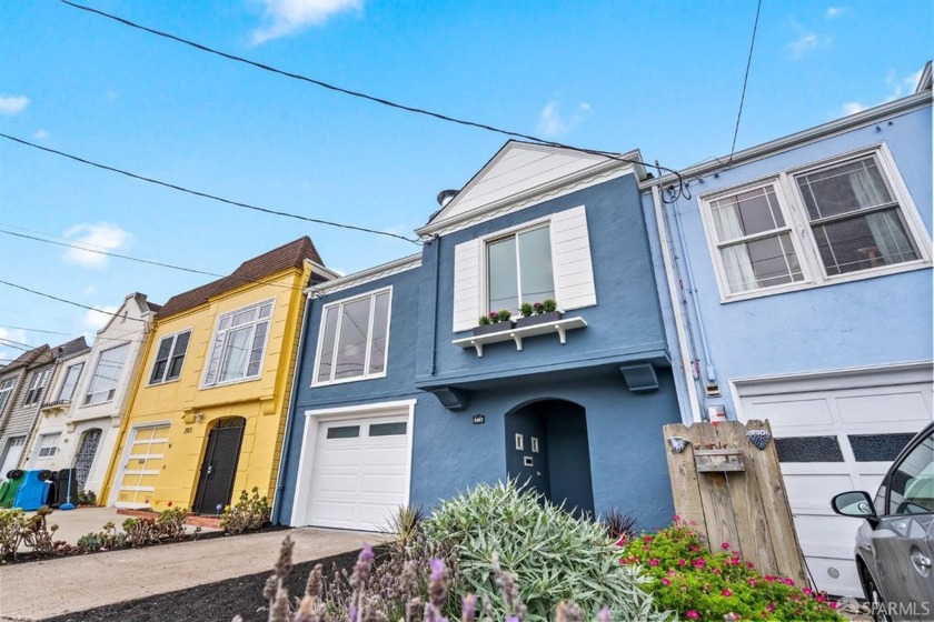 Enjoy your best life near the beach in this gorgeous remodeled - Beach Home for sale in San Francisco, California on Beachhouse.com