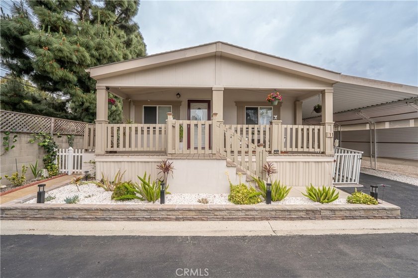 Welcome Home to a fully renovated and move-in ready 2-bedroom - Beach Home for sale in Harbor City, California on Beachhouse.com