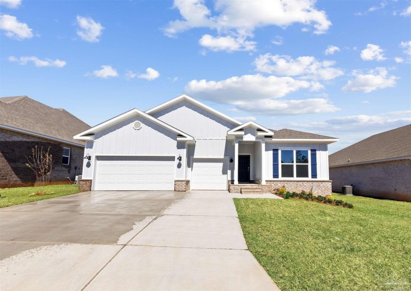 Welcome to The Grove at Berryhill! The Camden plan features a - Beach Home for sale in Milton, Florida on Beachhouse.com