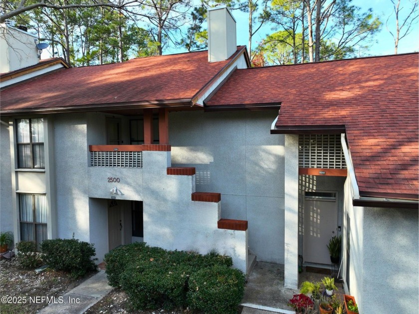 This cozy 2nd-floor condo is in a peaceful, tree-lined community - Beach Condo for sale in Jacksonville, Florida on Beachhouse.com