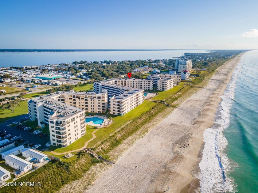 This furnished, 4 bedroom condo has amazing views of the ocean - Beach Condo for sale in Indian Beach, North Carolina on Beachhouse.com