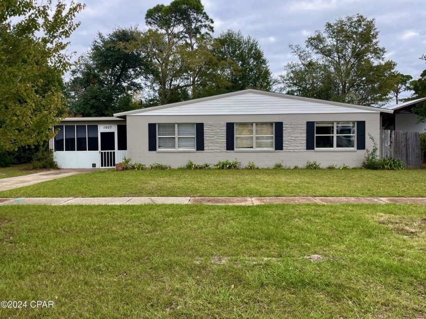 MOTIVATED SELLER!! Discover the charm of this 2-bedroom - Beach Home for sale in Port St Joe, Florida on Beachhouse.com