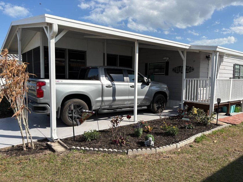 2 bedroom 2 bath home in the desirable Spanish Lakes Country - Beach Home for sale in Fort Pierce, Florida on Beachhouse.com