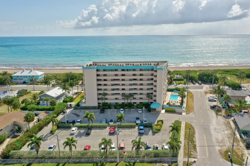 Beautiful ocean views!! 2 bedroom 2 bath end unit on 4th floor - Beach Condo for sale in Fort Pierce, Florida on Beachhouse.com