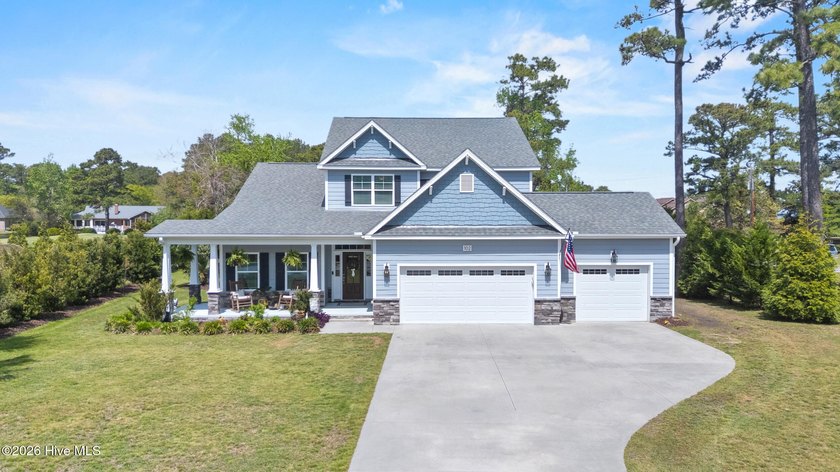 Located in the highly sought-after Golf Terrace Village of Olde - Beach Home for sale in Hampstead, North Carolina on Beachhouse.com