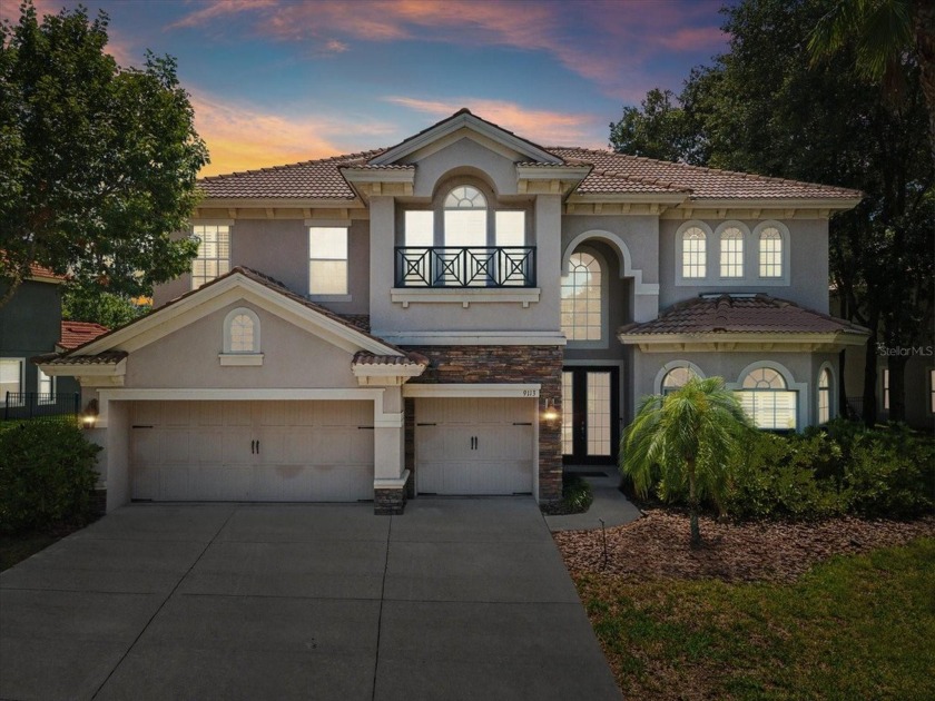 This HUGE 5 bed 4 and a half bath home is full of great - Beach Home for sale in New Port Richey, Florida on Beachhouse.com