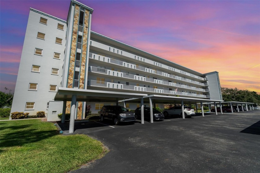 PRICE REDUCTION!!! Don't miss this beautifully totally renovated - Beach Condo for sale in Bradenton, Florida on Beachhouse.com