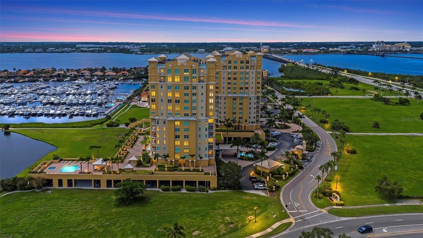 TURNKEY FURNISHED WATERVIEW CONDO in a RESORT-STYLE WATERFRONT - Beach Condo for sale in Palmetto, Florida on Beachhouse.com
