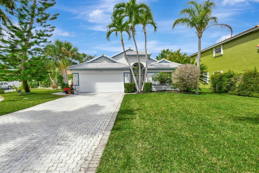 Come see this amazing oppurtunity to live in the gated, low HOA - Beach Home for sale in Boynton Beach, Florida on Beachhouse.com