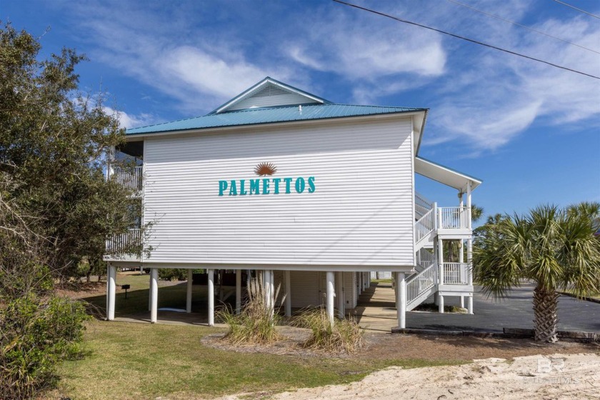 Welcome to your perfect beachside retreat! This charming - Beach Home for sale in Orange Beach, Alabama on Beachhouse.com