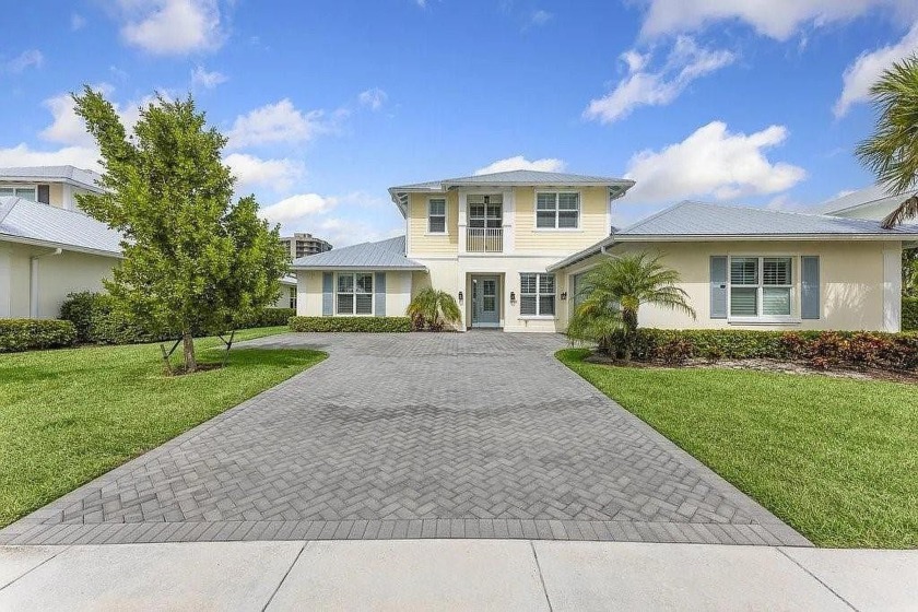 Across the street from the Ocean with river and deeded beach - Beach Home for sale in Hutchinson Island, Florida on Beachhouse.com