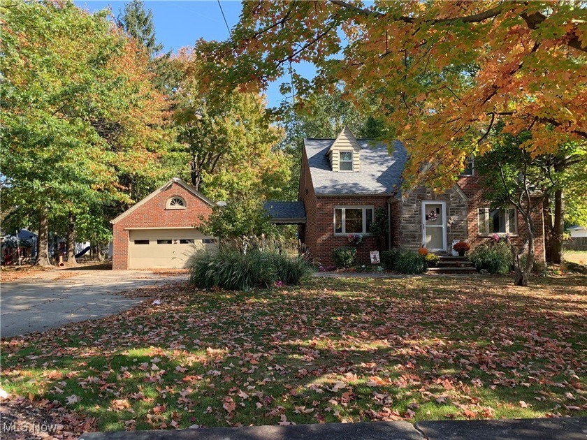 Spacious 3-bedroom, 1-bath home offering 2,859 sq ft of living - Beach Home for sale in Euclid, Ohio on Beachhouse.com
