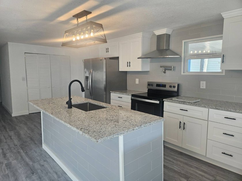 Welcome to beautiful Safety Harbor!!! This completely renovated - Beach Home for sale in Safety Harbor, Florida on Beachhouse.com