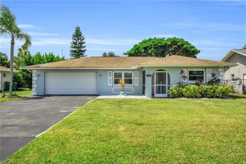 Welcome to your beautifully updated 3-bedroom plus den - Beach Home for sale in Naples, Florida on Beachhouse.com