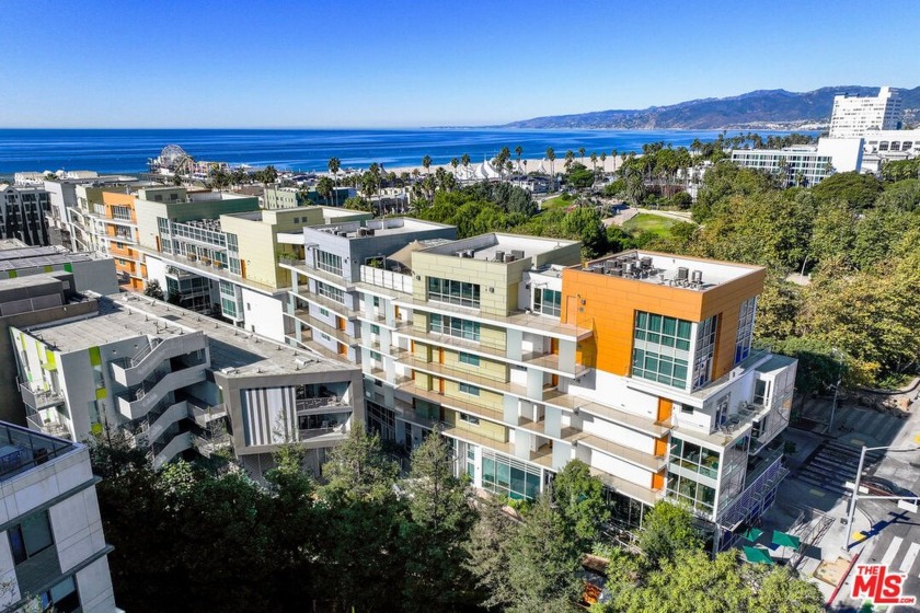 Enjoy luxurious coastal living in this custom designed 2-bedroom - Beach Condo for sale in Santa Monica, California on Beachhouse.com