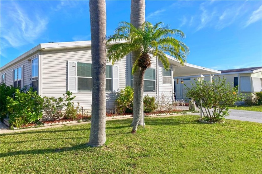 2bed/2bath in Barefoot Bay! 1992 with almost 1200sf of space! - Beach Home for sale in Barefoot Bay, Florida on Beachhouse.com