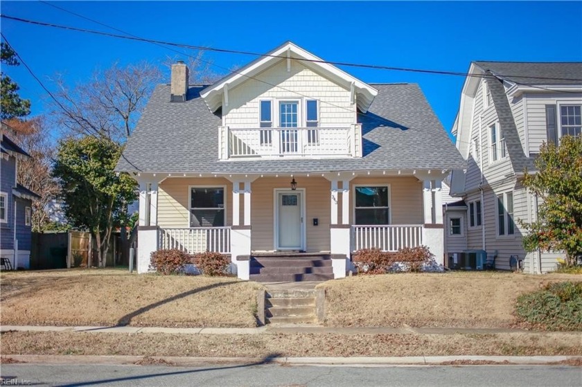 Historical North End Craftsman Charmer c.1942. Situated on an - Beach Home for sale in Newport News, Virginia on Beachhouse.com