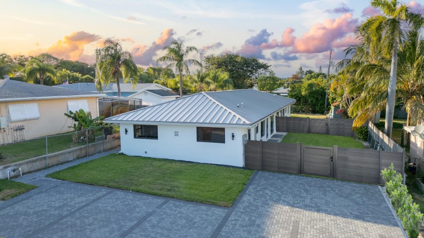 Turnkey Duplex Just Minutes from Downtown Delray! Welcome to a - Beach Townhome/Townhouse for sale in Delray Beach, Florida on Beachhouse.com