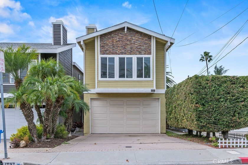 Fantastic purchase opportunity on this coveted Golden HIlls 3 br - Beach Home for sale in Redondo Beach, California on Beachhouse.com